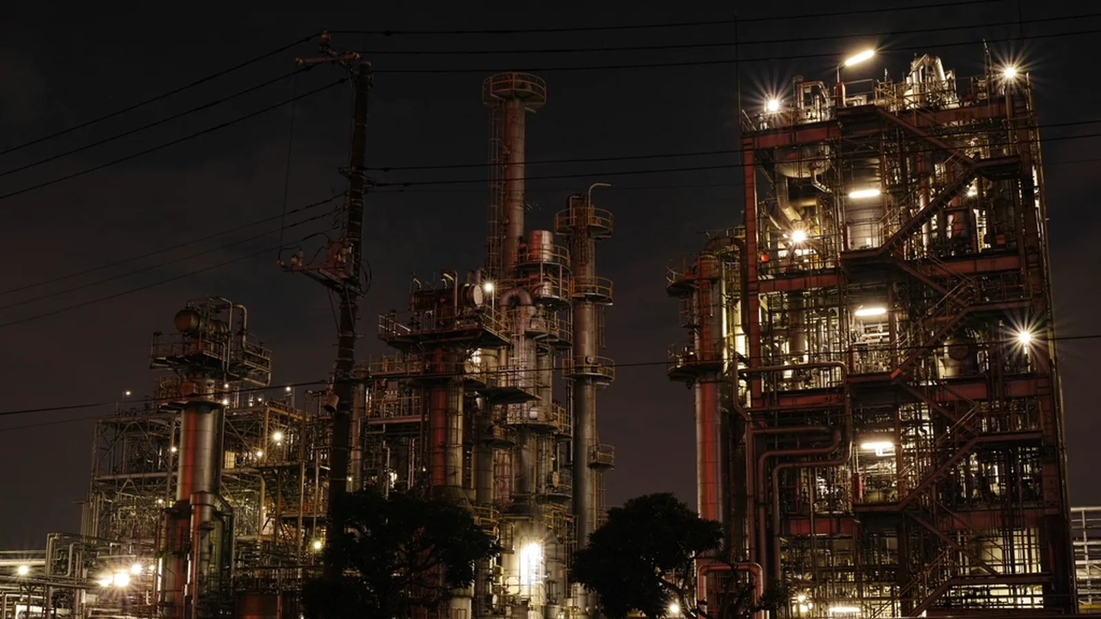 Brent Slides 2.4% to $92.17 as Traders Price In New US